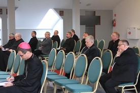 W rekolekcyjnych konferencjach uczestniczył bp Mirosław Milewski, który jest krajowym asystentem Acji Katolickiej