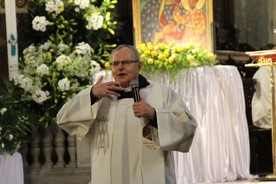 Bp Antoni Długosz w płockiej katedrze