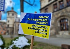 Kościół w Polsce pomaga Ukrainie - roczny bilans wsparcia