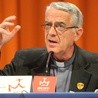 Watykan zwolnił ks. Charamsę