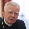 Abp Jędraszewski: Kościół musi być nieskazitelnie stanowczy w walce