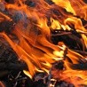 70 strażaków walczyło z ogniem