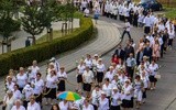 Maryjna procesja przeszła przez ulice osiedla Książąt Mazowieckich