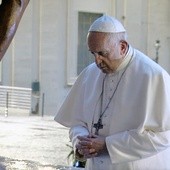 30 maja papież będzie przewodniczył modlitwie różańcowej