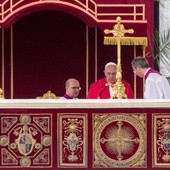Polak ceremoniarzem papieskim