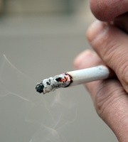 Palenie szkodzi, również oczom