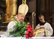 Kard. Dziwisz: Jan Paweł II jest ojcem Solidarności