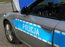 Tarnowskie Góry. Policyjny radiowóz zderzył się z samochodem osobowym