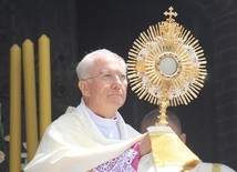 Watykan: abp Piero Marini doznał udaru