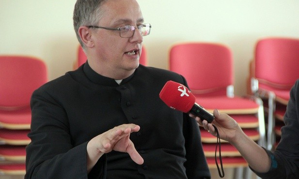 ks. dr hab. Piotr Tomasik