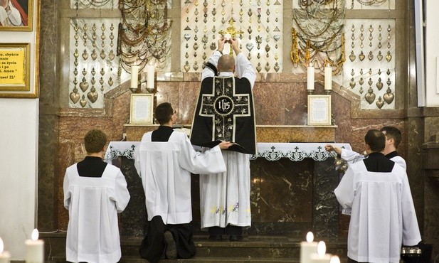 Stara liturgia tętniąca życiem