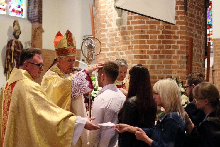 Bierzmowanie - parafia św. Mikołaja