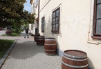 Słowacja 04 - 09 06 2024

Miejscowość Svaty Jur. Winiarnia beczka na wino

FOTO:HENRYK PRZONDZIONO /FOTO GOŚĆ
