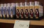 Chorwacja  05 - 07 06 2024

Narodowe Sanktuarium Maryjne na przedmieściach Rijeki.  Chorwacki Nazaret - najstarsze i najsłynniejsze sanktuarium maryjne w zachodniej Chorwacji położone na wzgórzu, na którym pojawił się Święty Dom Nazaretański w 1291, cudownie przeniesiony przez aniołów.  N/z cudowna ikona Matki Bożej na pamiątkach 

FOTO:HENRYK PRZONDZIONO /FOTO GOŚĆ