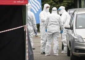 Francja: Znaczny wzrost liczby zgonów wywołanych koronawirusem