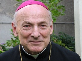 Abp Zygmunt Kamiński (1933-2010), w latach 1988-1999 biskup płocki.