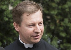 Rzecznik Episkopatu: Respektujmy zalecenia sanitarne także w czasie Wielkanocy 