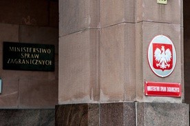 MSZ: Polska z ubolewaniem przyjmuje uruchomienie przez KE procedury z art. 7