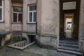 Warszawska kamienica została zreprywatyzowana "z rażącym naruszeniem prawa". 