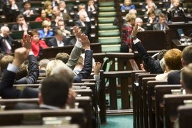 Głosowania nad nowelizacją ustawy o IPN bez dyskusji
