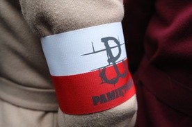 Po 77 latach powstaniec warszawski Zygmunt Julian Głuszek otrzymał Krzyż Walecznych