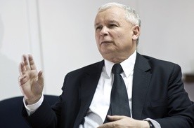 J. Kaczyński: O braku poparcia wniosku o referendum zdecydował termin uznany za trudny