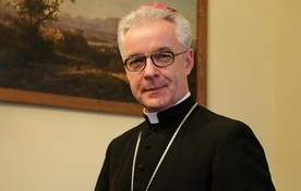Biskup polowy Wojska Polskiego: armia powinna być wspierana także w wymiarze duchowym