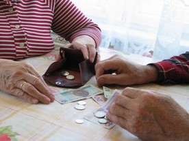 Rząd pozytywnie o obniżeniu wieku emerytalnego