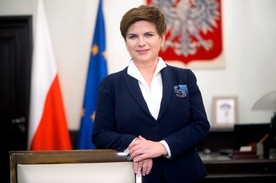 Premier Beata Szydło gratuluje wyboru Francuzom