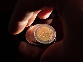 Polacy muszą oszczędzać albo...