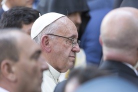Papież: Ofiary wojen błagają o pokój