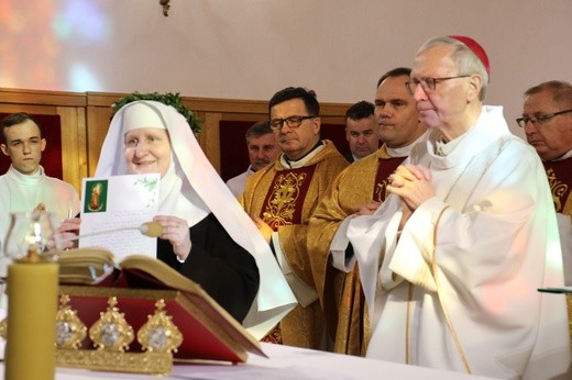 Śluby wieczyste u benedyktynek w Sierpcu