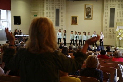 Gala konkursu "Pieśń niesiemy w darze"