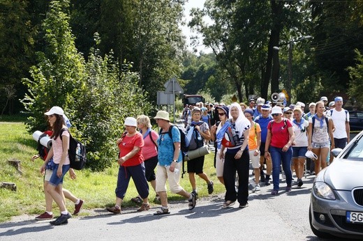 Drugi dzień pielgrzymki - postój w Koszęcinie