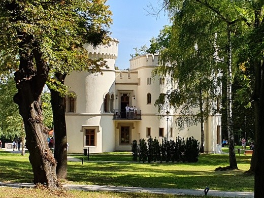 Odnowiony pałac Tiele-Wincklerów w Miechowicach