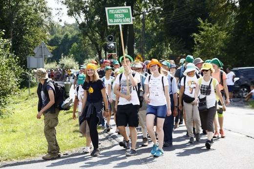 Drugi dzień pielgrzymki - postój w Koszęcinie