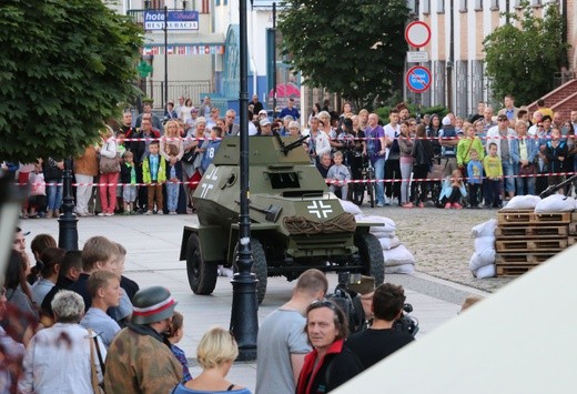 Barykada 44 czyli Powstanie Warszawskie w Elblągu