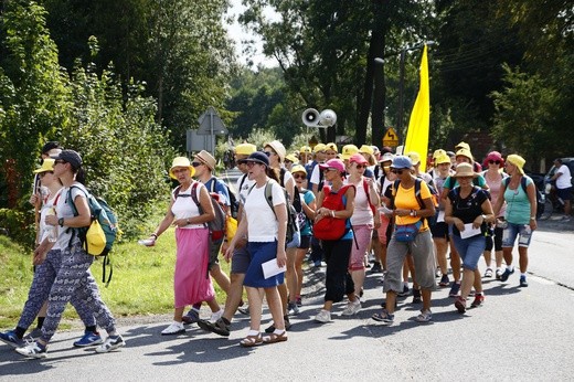 Drugi dzień pielgrzymki - postój w Koszęcinie