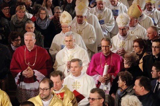 Święcenia biskupie ks. Wojciecha Skibickiego cz. I