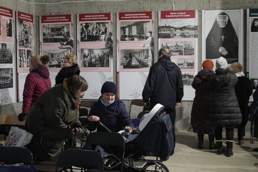 Rocznica objawień Jezusa Miłosiernego w Płocku. Część I