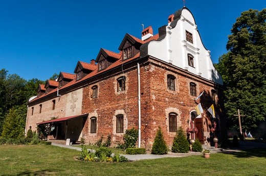 Klasztor na kadyńskim wzgórzu