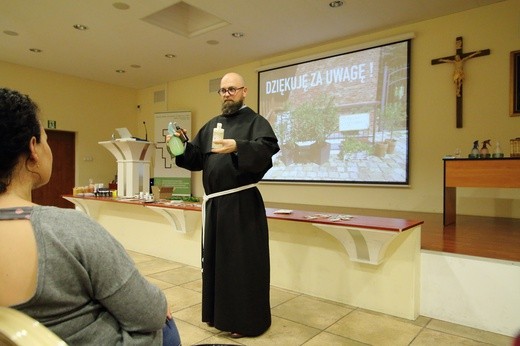 O. Tomasz Tęgowski o aktualności fitoterapii 