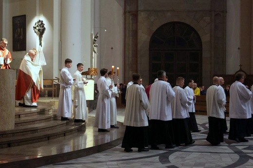 Liturgia Wielkiego Piątku w katedrze Chrystusa Króla