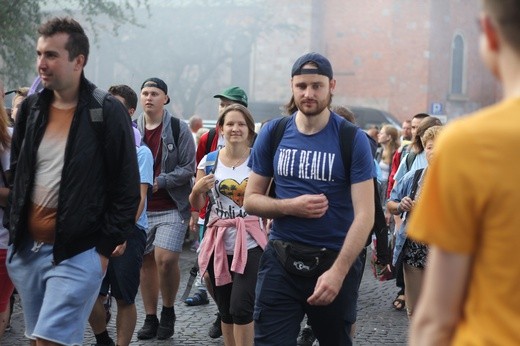 Wyjście pielgrzymki. Część 1