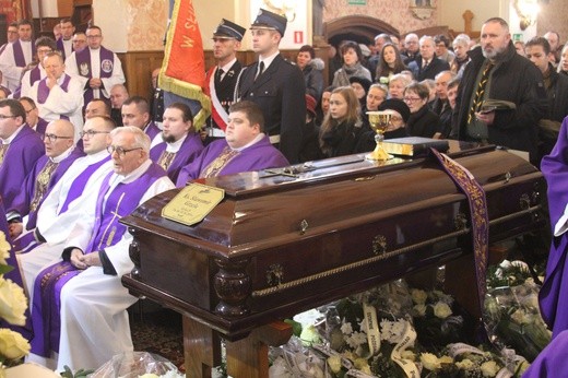Pogrzeb ks. Sławomira Grzeli