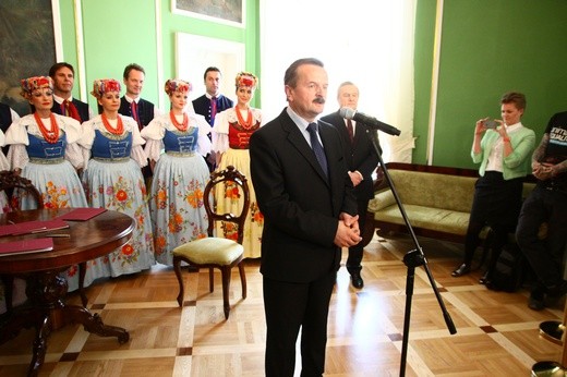 Podpisanie umowy o wspólnym prowadzeniu ZPiT "Śląsk"