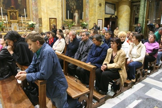 2 IV 2005. Rzym, kościół św. Stanisława