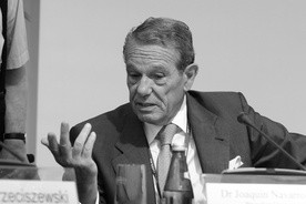 Joaquín Navarro-Valls (1936-2017)