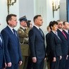 Sondaż: Ponad połowa Polaków dobrze ocenia działania rządu w związku z wojną