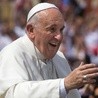 Papież składa życzenia urodzinowe stuletniemu jezuicie